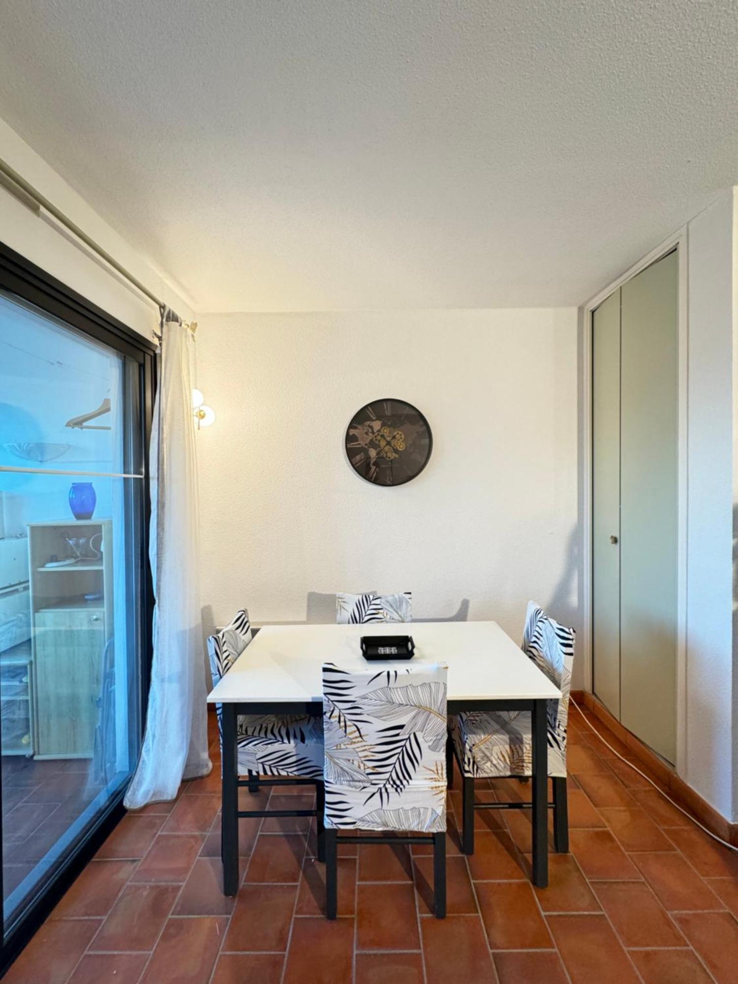 Studio Dans Residence, Piscine Lagon, Tennis Et Aire De Jeux เฟรฌูส ภายนอก รูปภาพ