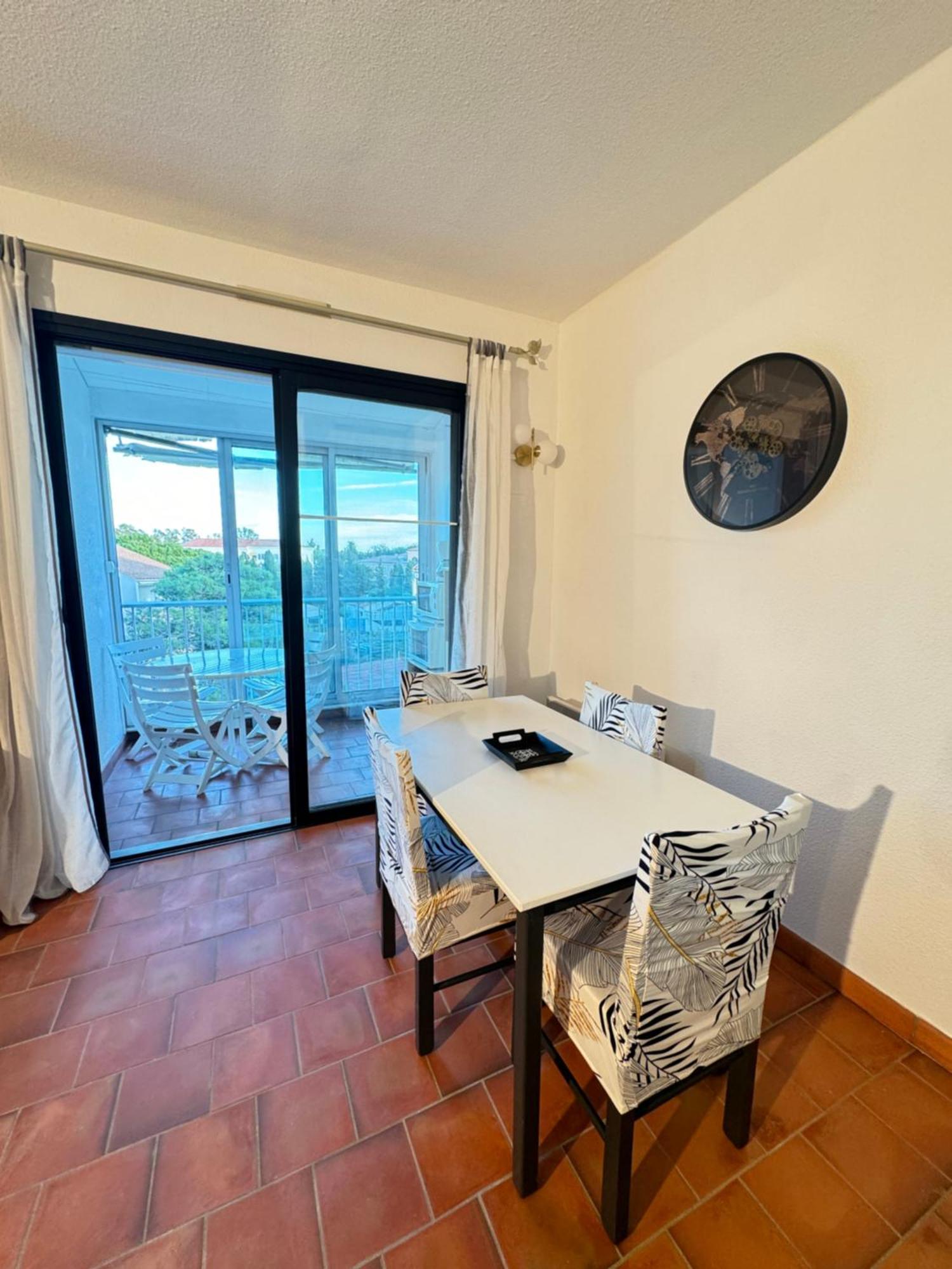 Studio Dans Residence, Piscine Lagon, Tennis Et Aire De Jeux เฟรฌูส ภายนอก รูปภาพ